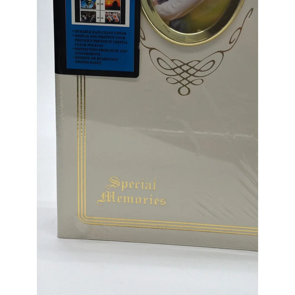 Special Memories 3-Ring Binder Photo Album Cream Gold 4x6 Pockets Holds 300